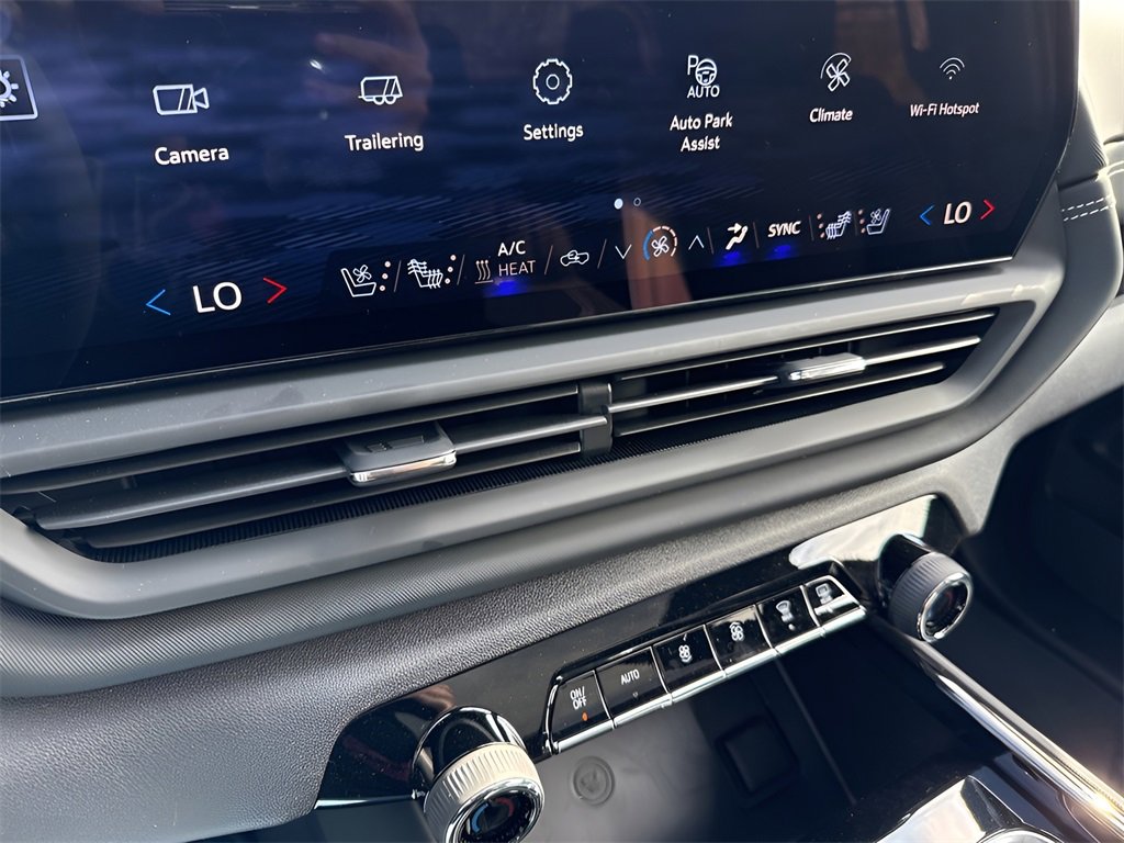 New 2026 Chevrolet Silverado EV LT w/ Premium Package image 27