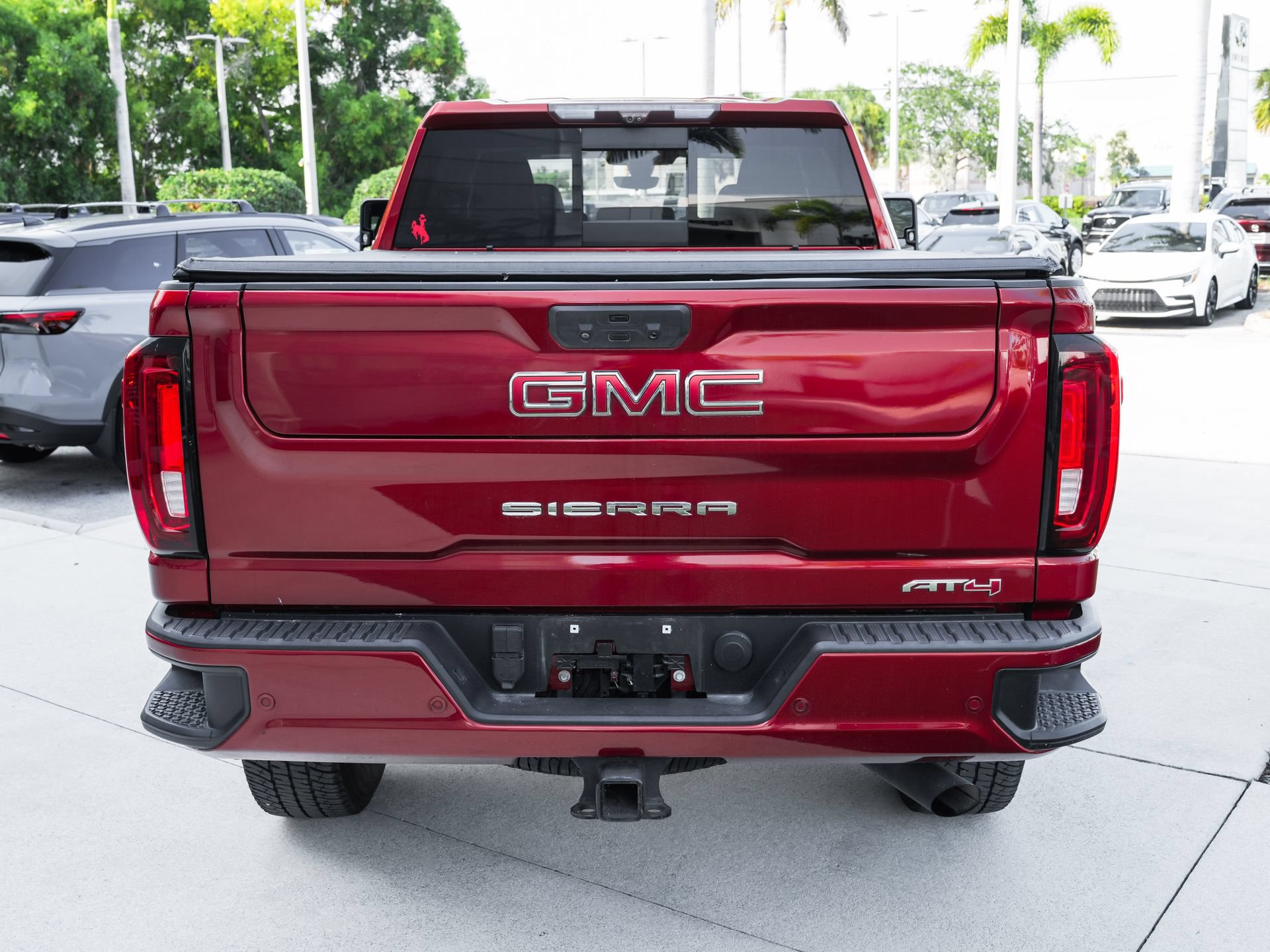 Used 2021 GMC Sierra 2500 AT4 w/ AT4 Premium Plus Package AWD/4WD image 9