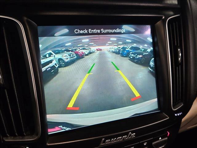 Used 2017 Maserati Levante AWD/4WD image 14
