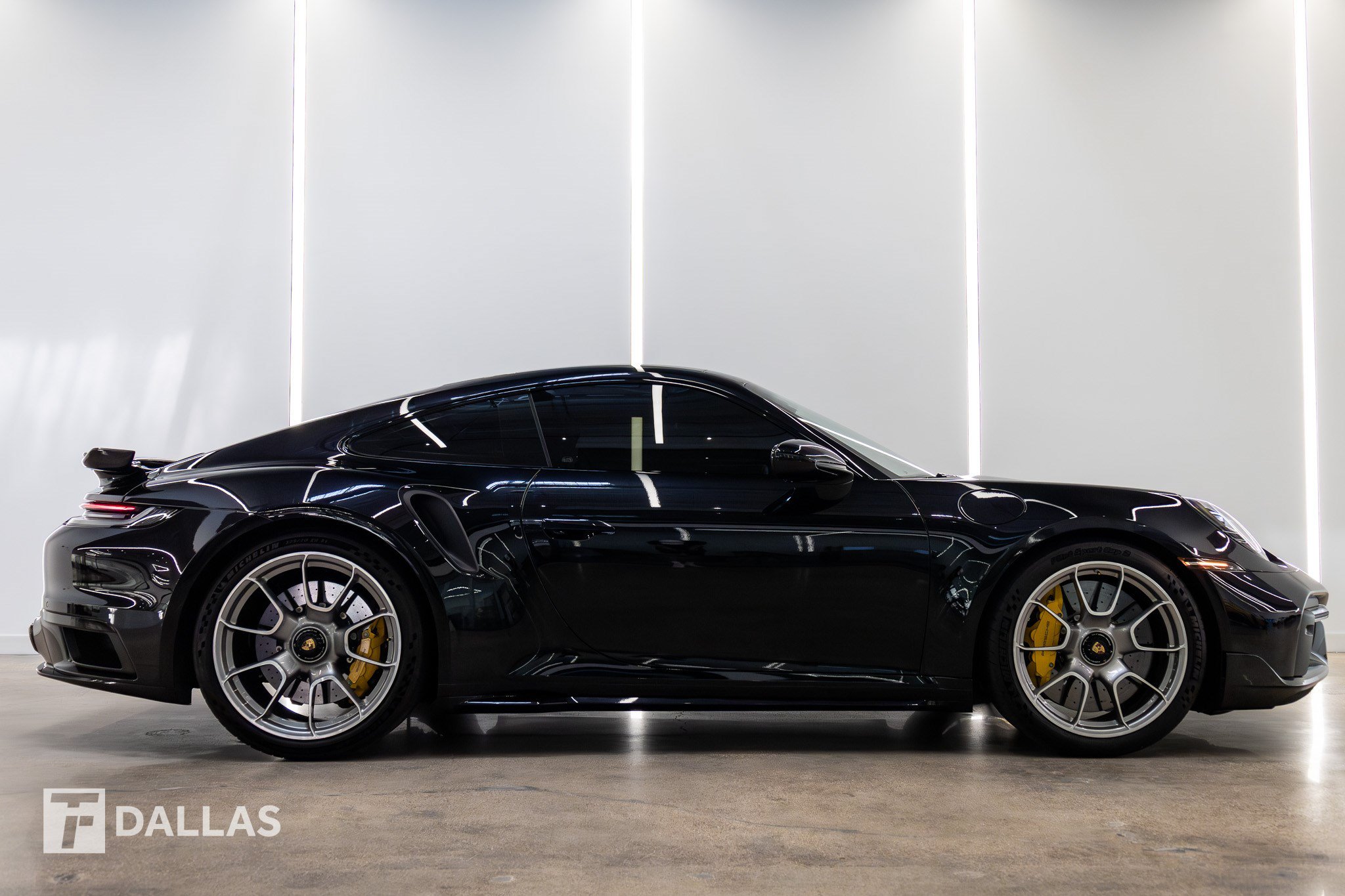 Used 2022 Porsche 911 Turbo S AWD/4WD image 17