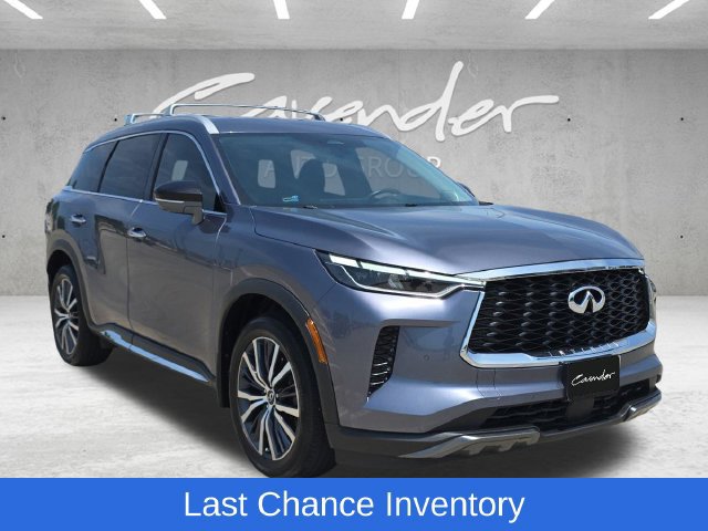 Used 2023 INFINITI QX60 Sensory w/ Cargo Package AWD/4WD image 2