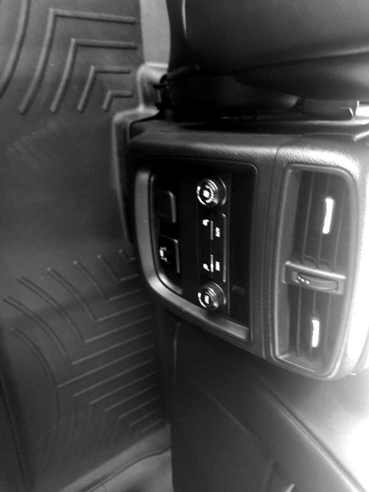 Used 2017 Buick Envision Premium image 19