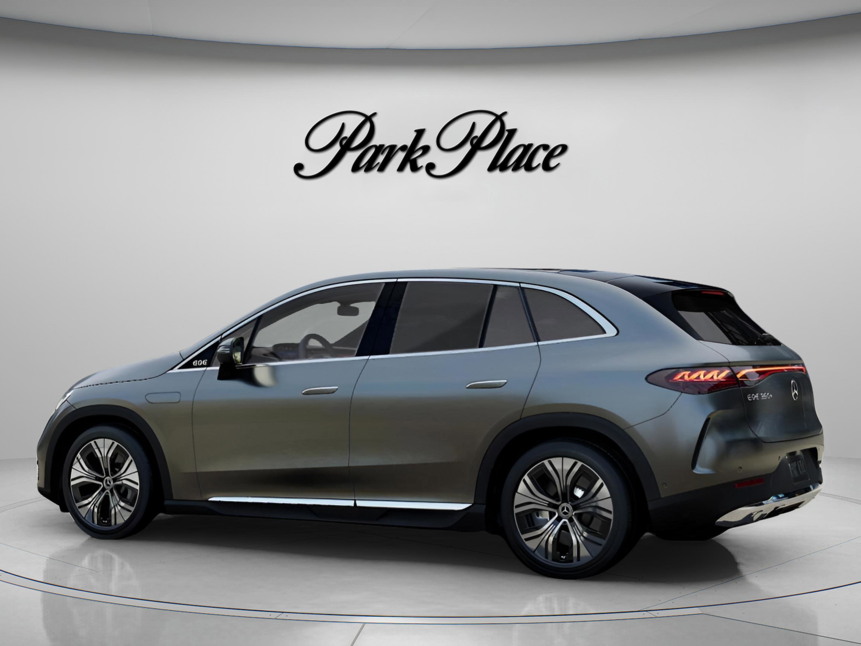 Used 2023 Mercedes-Benz EQE 350+ SUV image 11