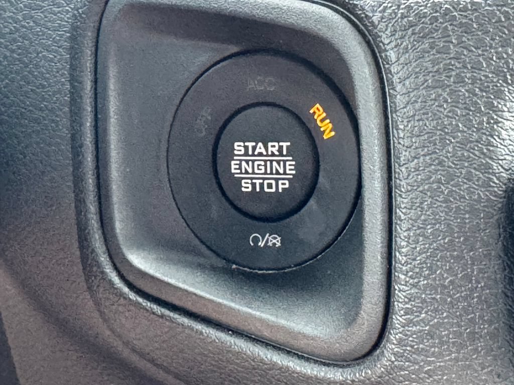 Used 2024 Jeep Wrangler Unlimited Sport AWD/4WD image 23