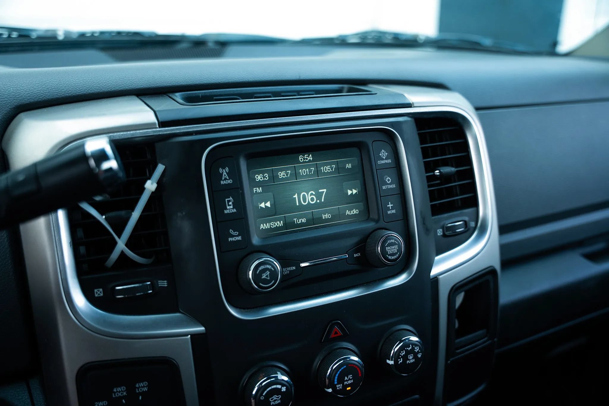 Used 2018 RAM 3500 SLT w/ Snow Chief Group AWD/4WD image 23