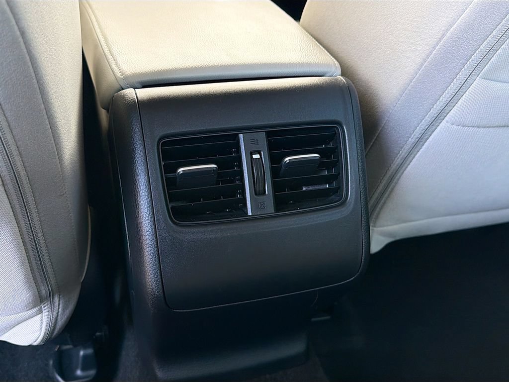Used 2018 Honda Accord EX image 25