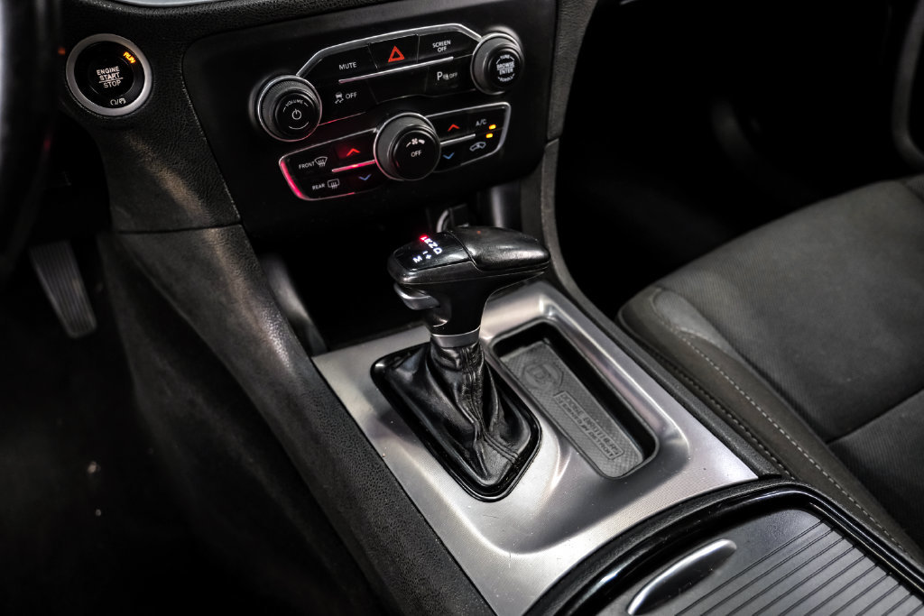 Used 2020 Dodge Charger SXT RWD image 22