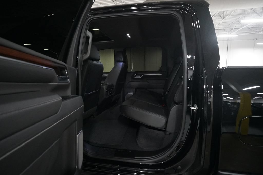 Used 2026 GMC Sierra 3500 Denali AWD/4WD image 15