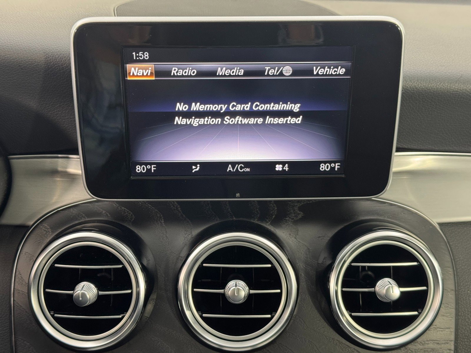 Used 2018 Mercedes-Benz C 300 Sedan image 27