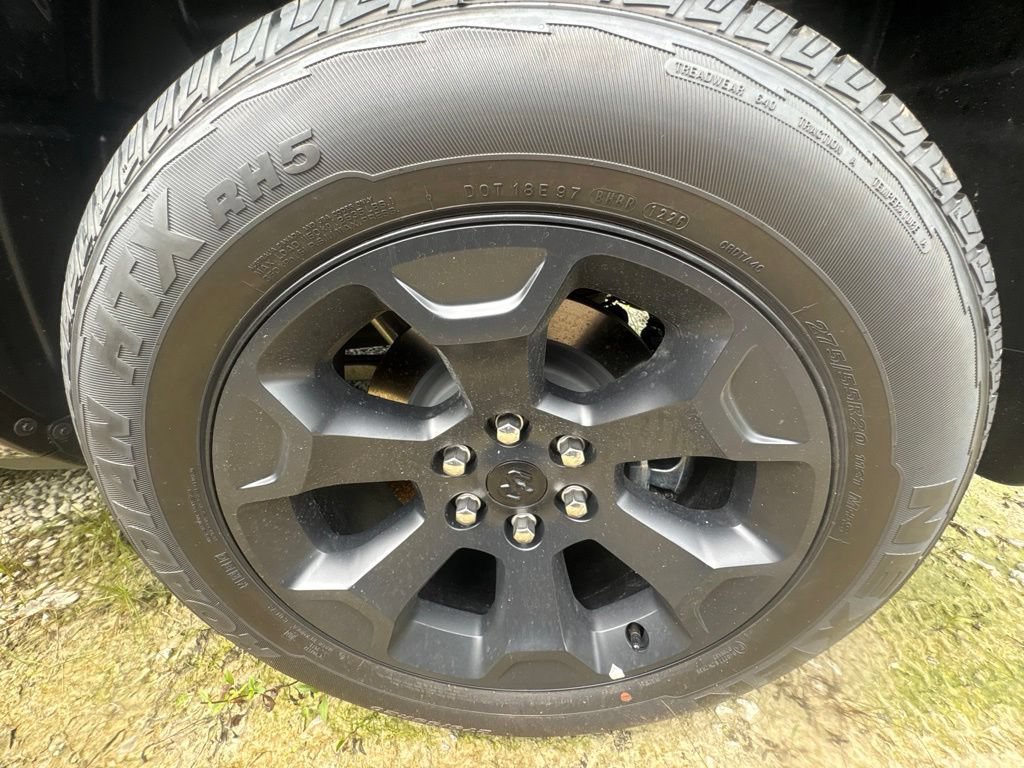 New 2026 RAM 1500 Express AWD/4WD image 13