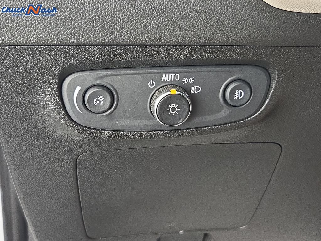 Used 2022 Buick Encore GX Essence FWD image 23