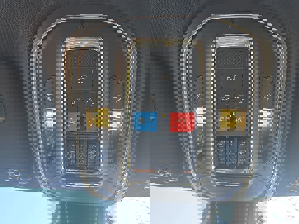 Used 2025 Jeep Wagoneer S Limited AWD/4WD image 26