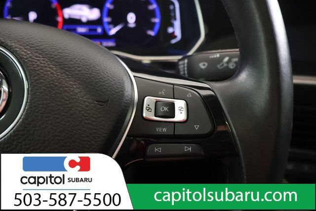 Used 2019 Volkswagen Jetta SEL w/ Cold Weather Package FWD image 18