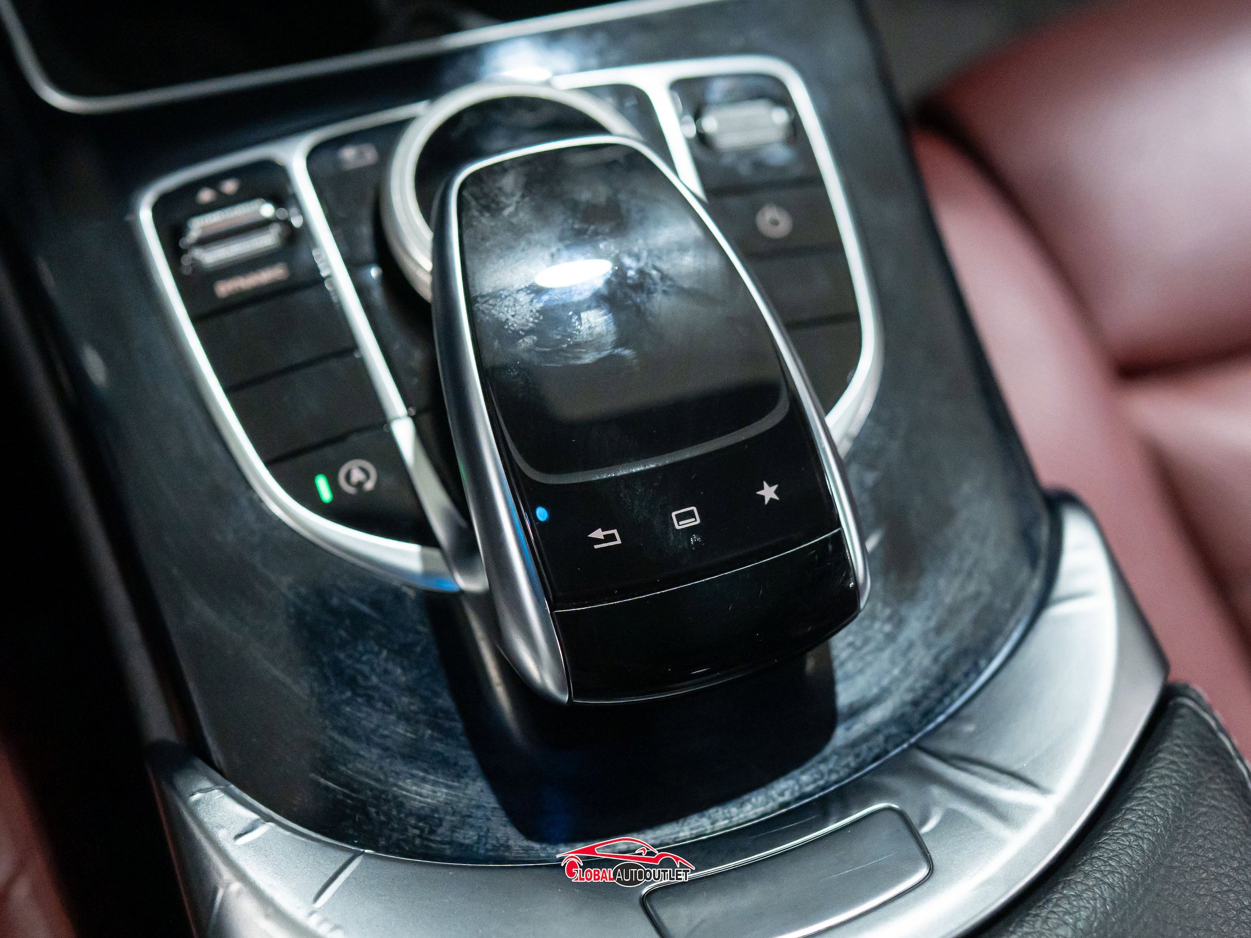 Used 2016 Mercedes-Benz C 300 Sedan image 36