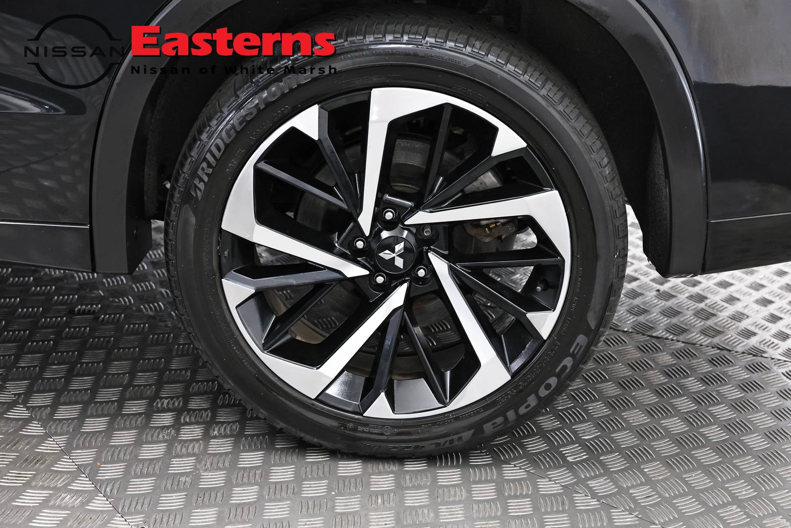Used 2024 Mitsubishi Outlander SEL AWD/4WD image 34
