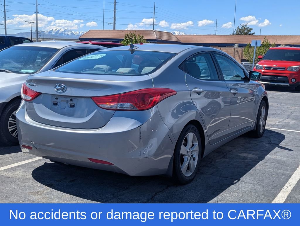 Used 2013 Hyundai Elantra GLS w/ Preferred Pkg FWD image 2