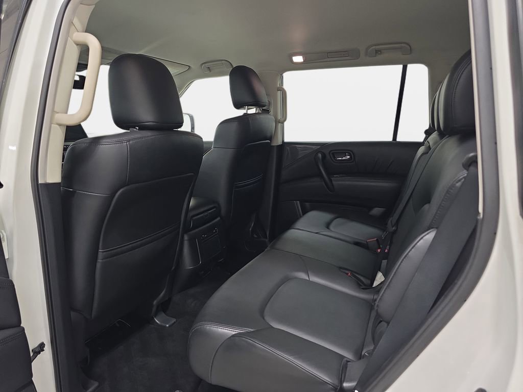 Used 2024 Nissan Armada SV AWD/4WD image 12