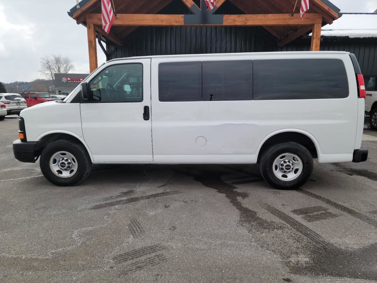 Used 2016 GMC Savana 2500 LS RWD image 15