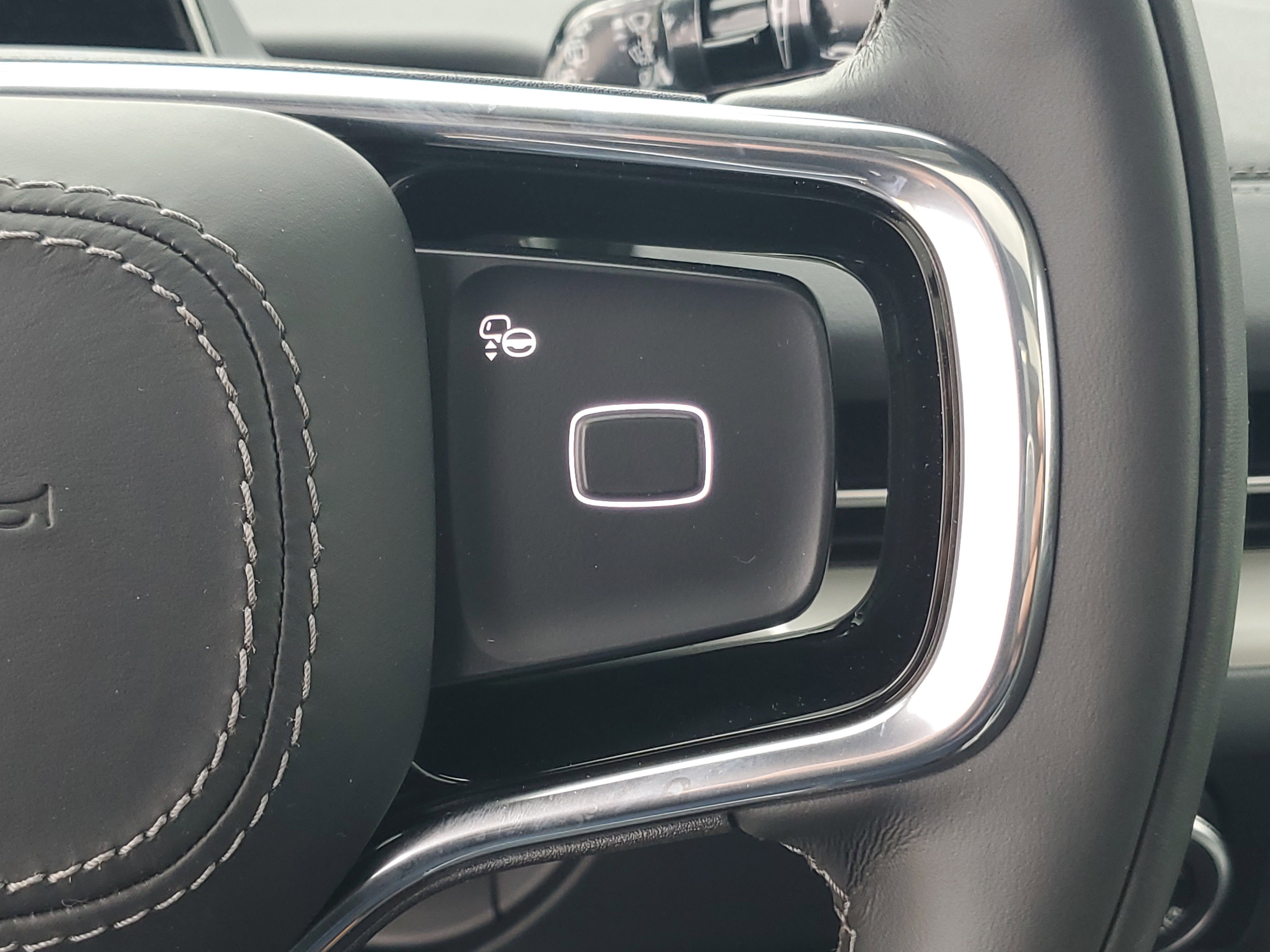 New 2026 Lincoln Navigator Reserve AWD/4WD image 18