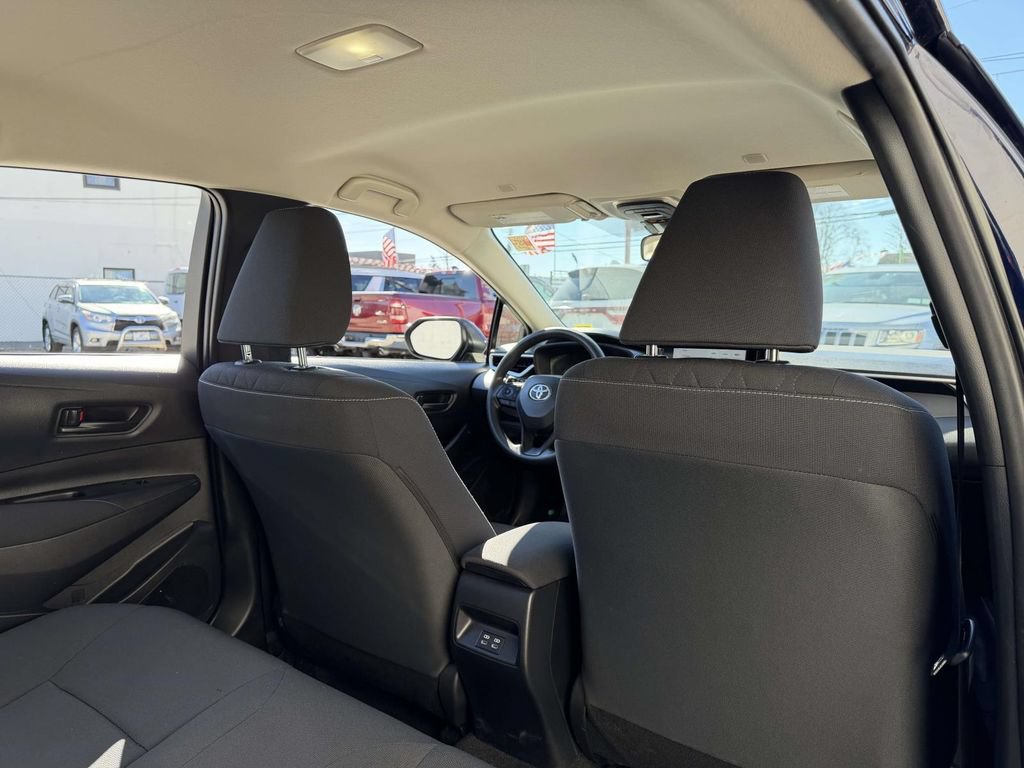 Used 2023 Toyota Corolla LE FWD image 14
