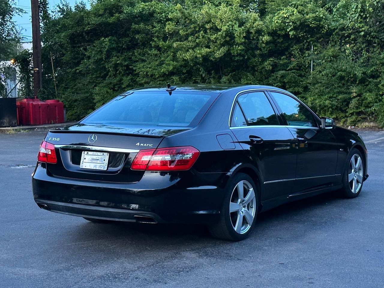 Used 2012 Mercedes-Benz E 350 4MATIC Sedan image 10