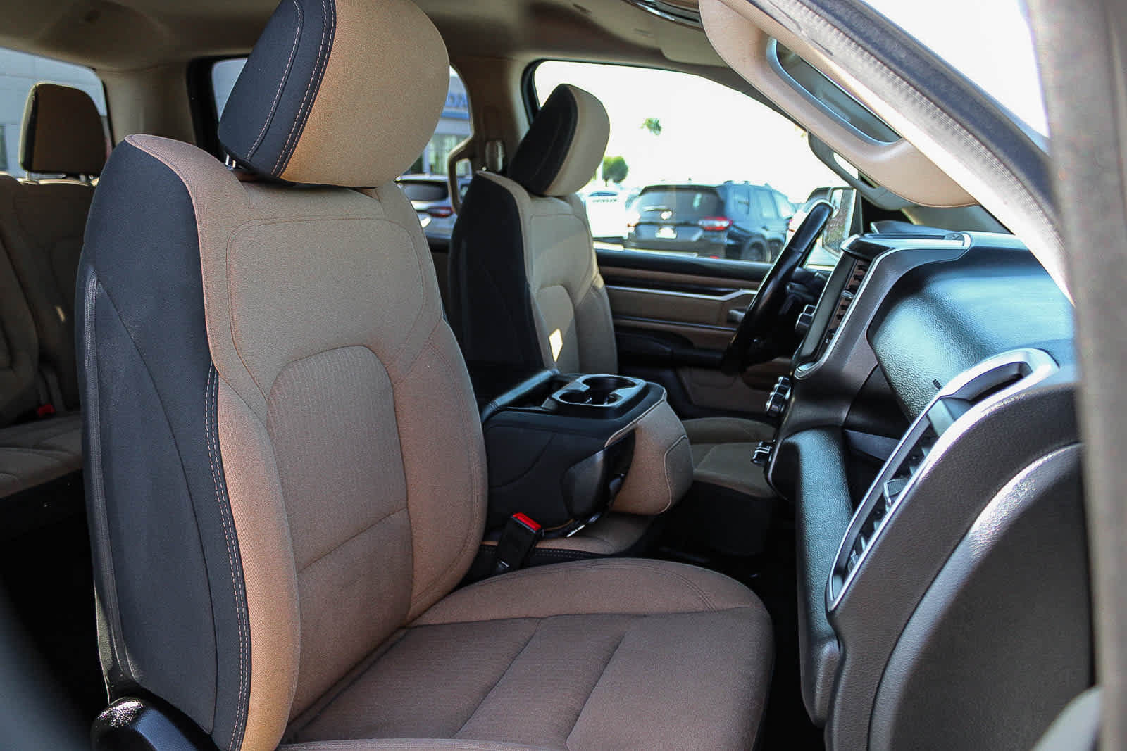Used 2021 RAM 1500 Big Horn RWD image 16