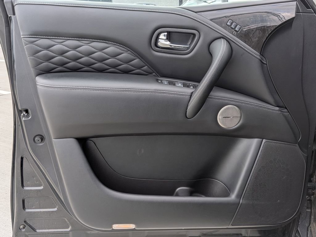 Used 2024 INFINITI QX80 Sensory RWD image 10