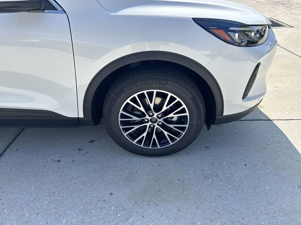 New 2025 Ford Escape SE w/ PHEV Premium Package image 25