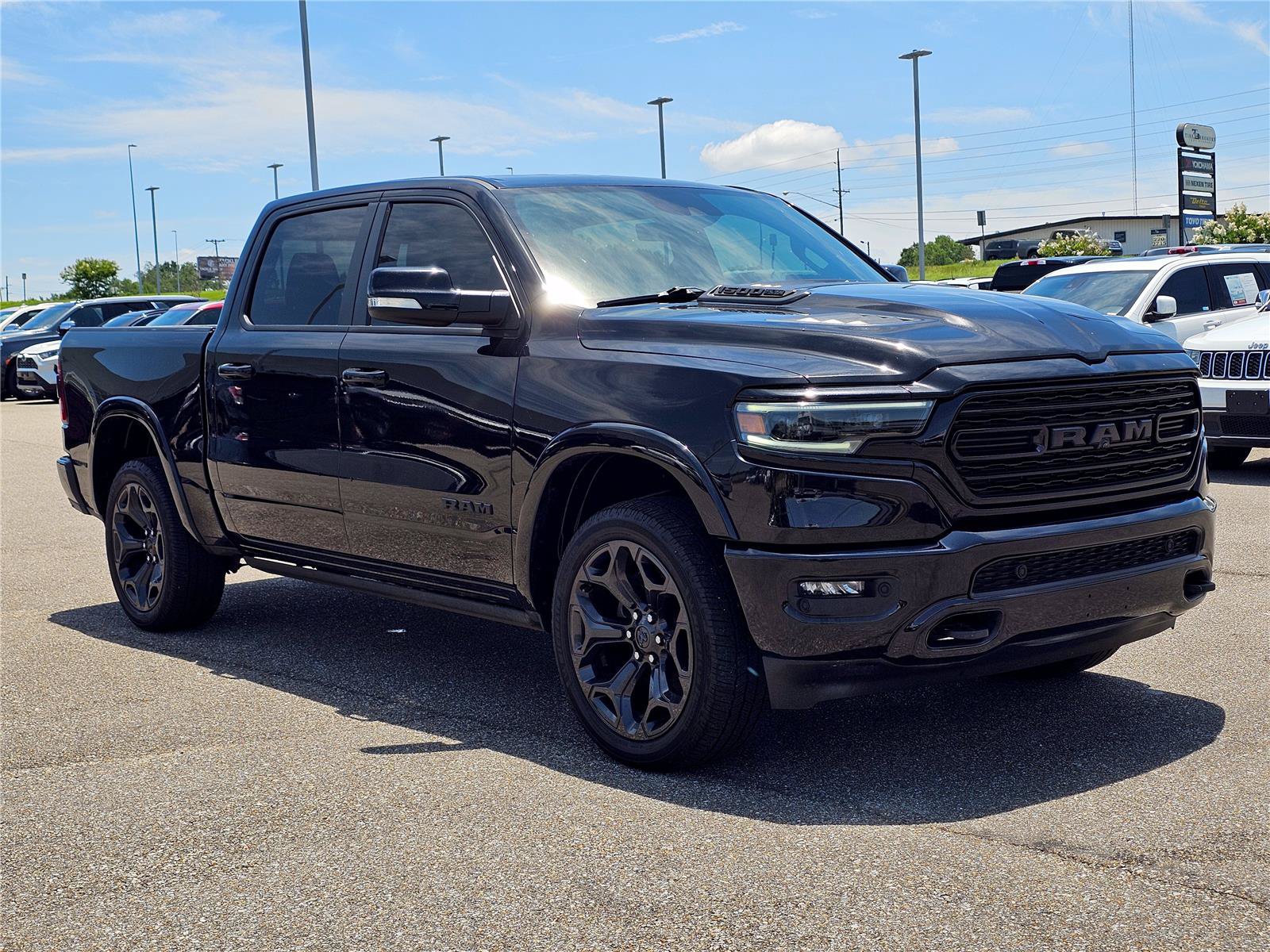 Used 2022 RAM 1500 Limited AWD/4WD image 5