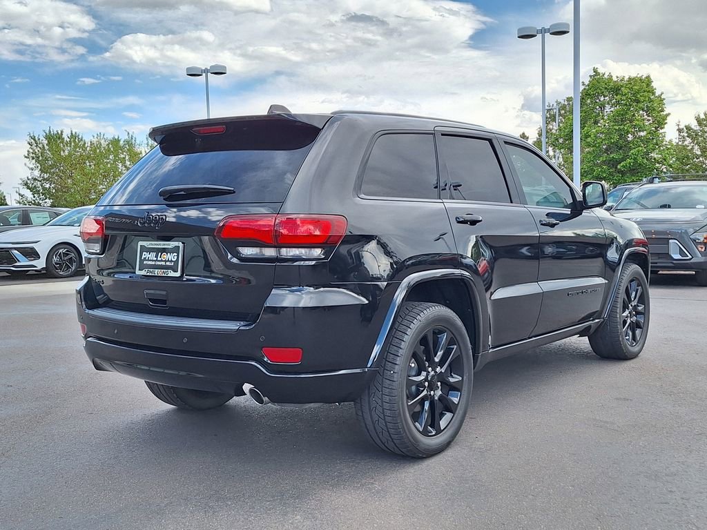 Used 2019 Jeep Grand Cherokee Altitude AWD/4WD video 3