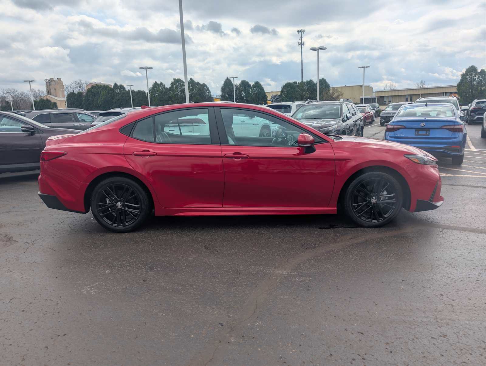 Certified 2025 Toyota Camry SE w/ Convenience Package FWD image 8