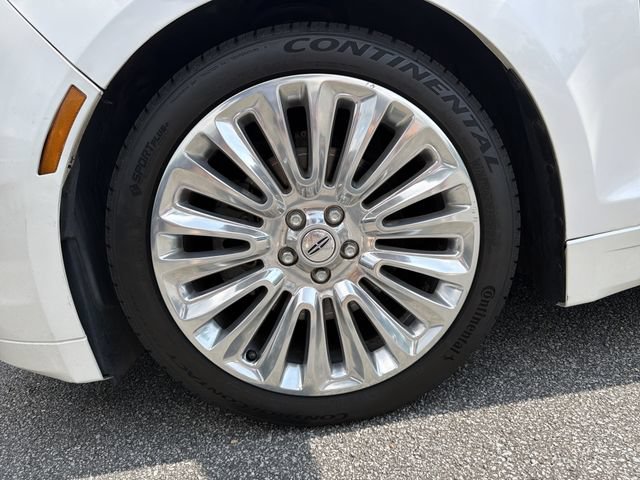 Used 2016 Lincoln MKZ w/ Equipment Group 200A Select FWD image 11
