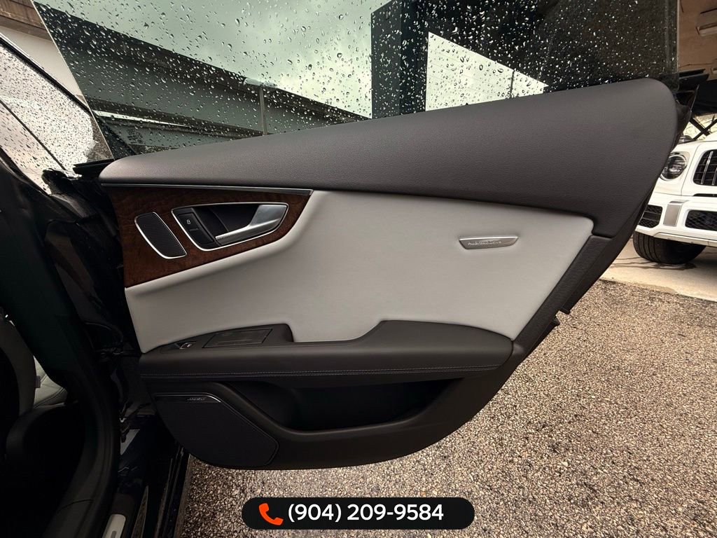 Used 2014 Audi S7 Prestige image 24