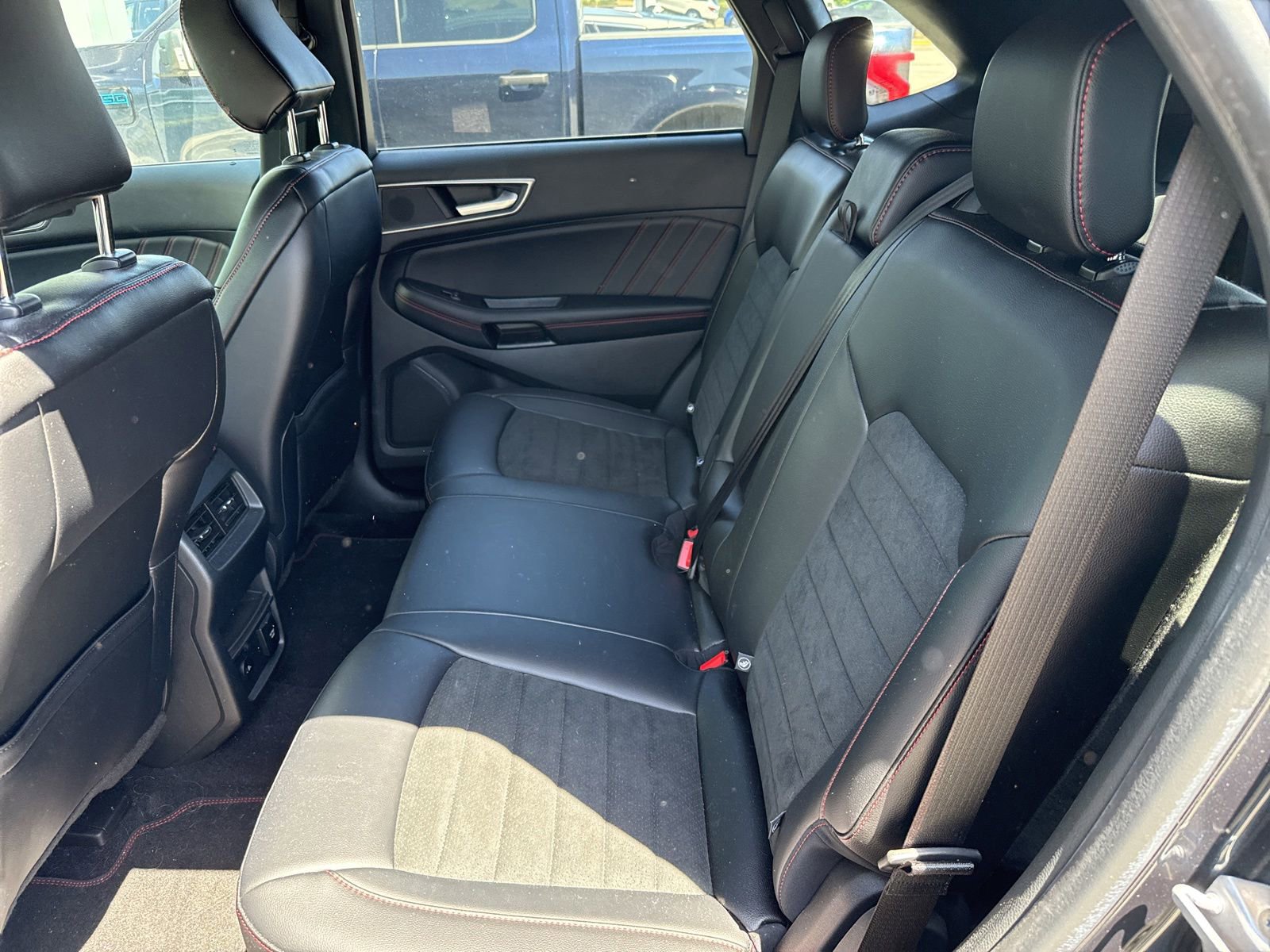 Used 2023 Ford Edge ST-Line AWD/4WD image 13