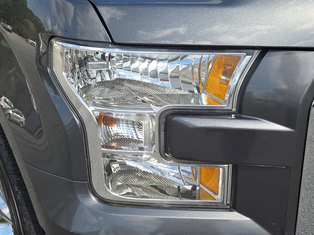Used 2017 Ford F150 XLT w/ Equipment Group 302A Luxury image 5