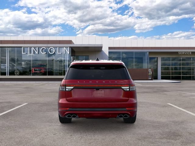 New 2026 Lincoln Aviator AWD w/ Jet Appearance Package image 5