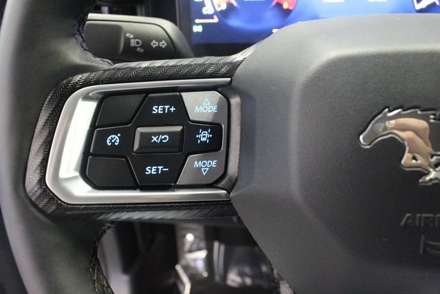 Used 2025 Ford Mustang Coupe RWD image 14