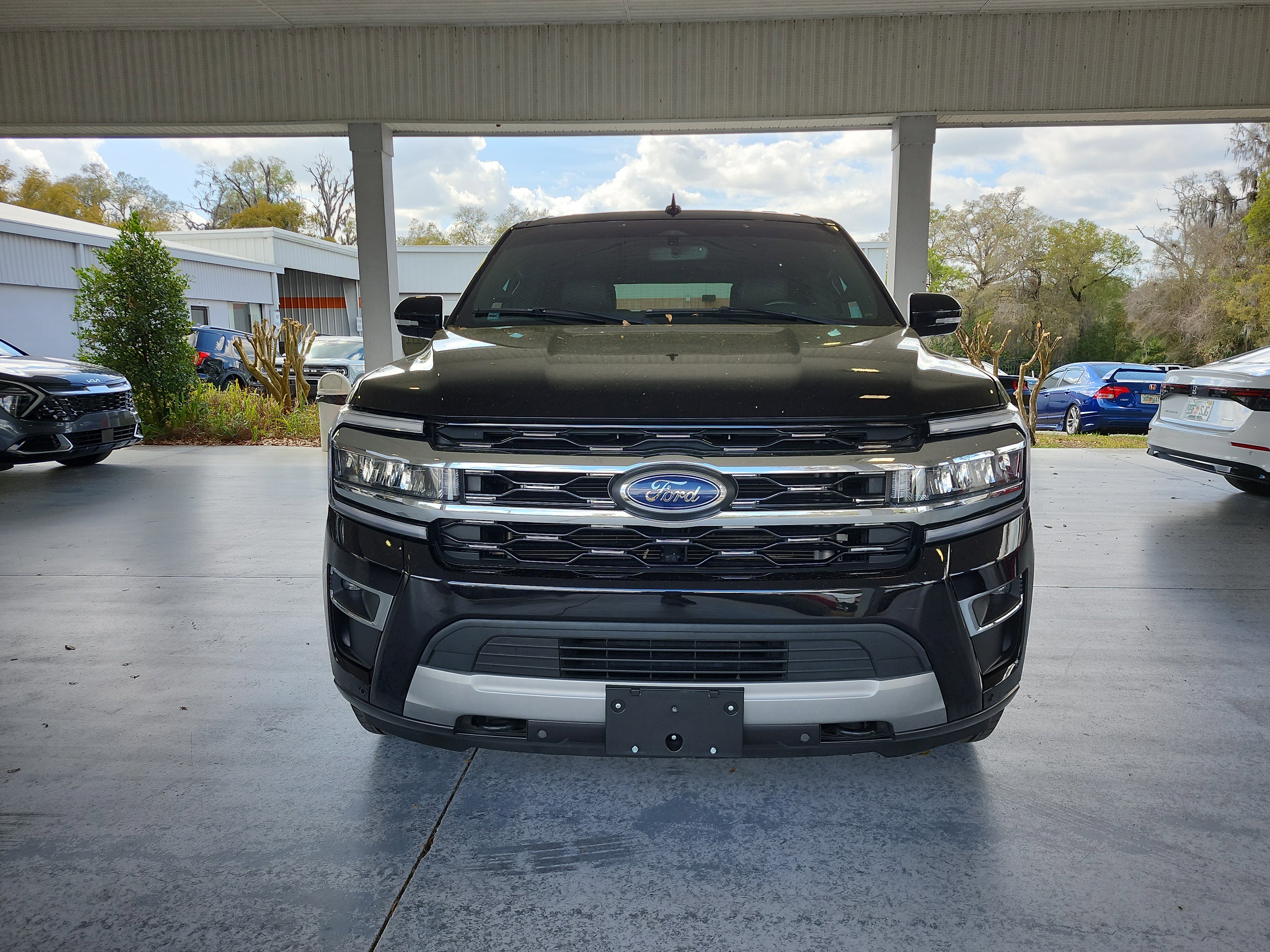 Certified 2022 Ford Expedition Max Limited image 8