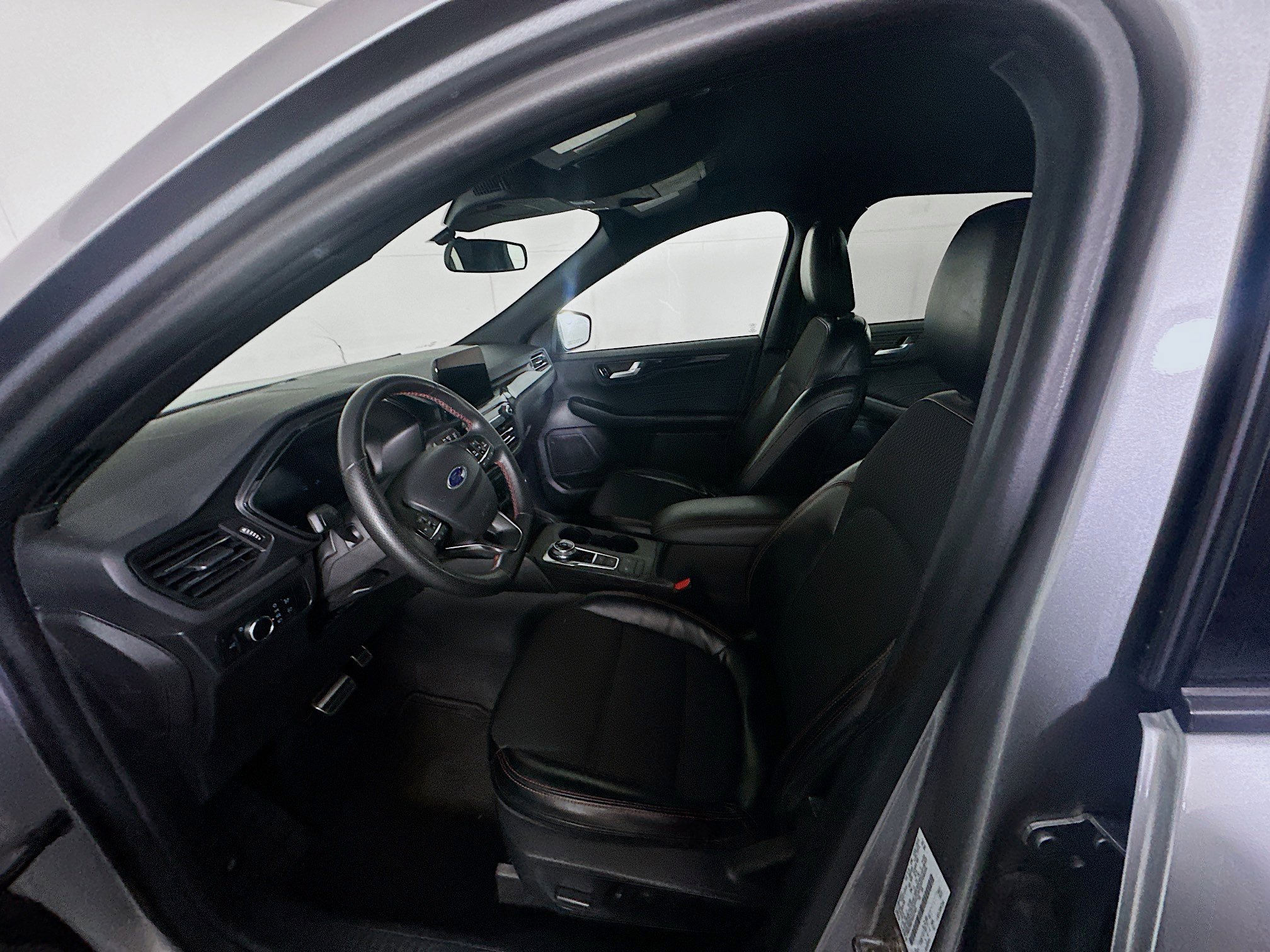 Used 2024 Ford Escape ST-Line image 13