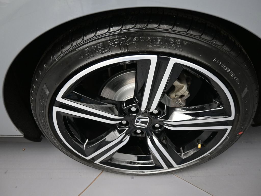 Certified 2024 Honda Accord Sport image 15