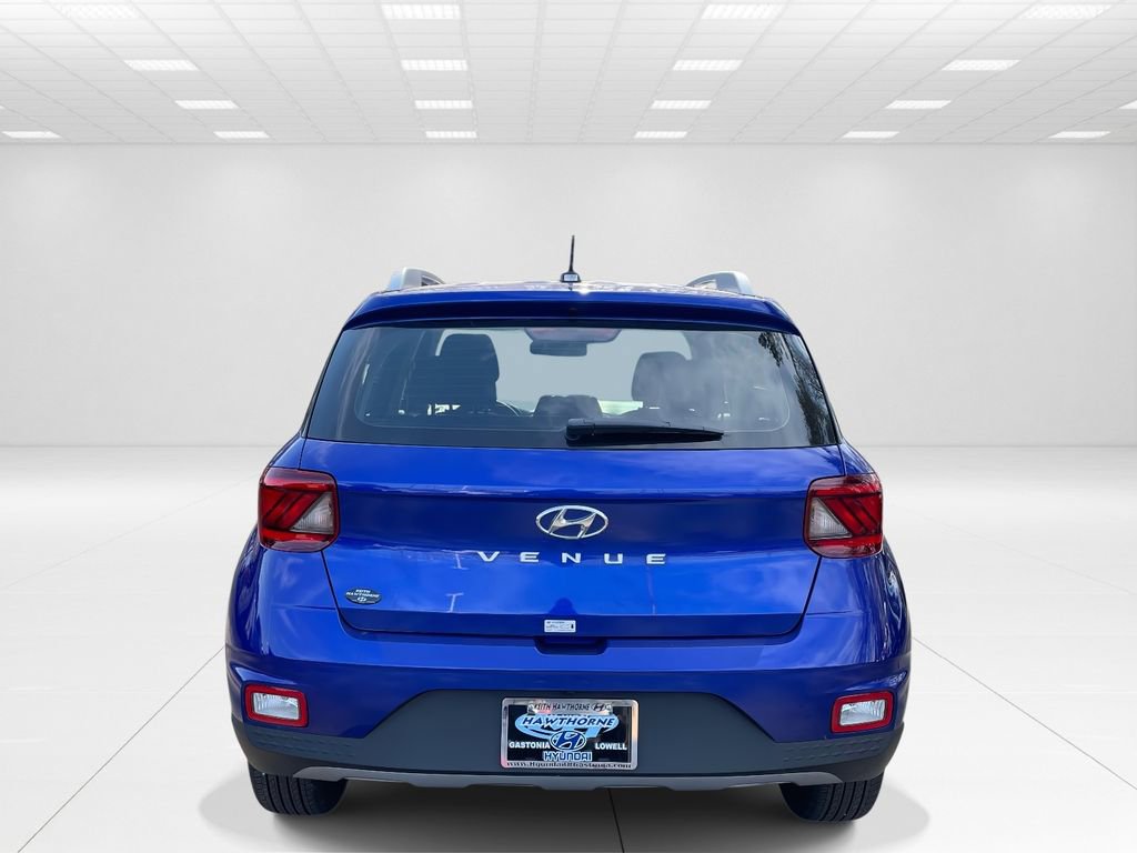 New 2026 Hyundai Venue SEL FWD image 5