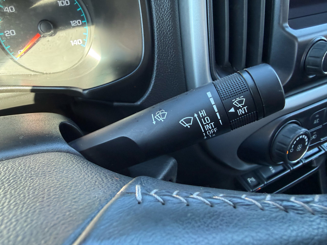 Used 2022 Chevrolet Colorado LT w/ Fleet Safety Package image 20