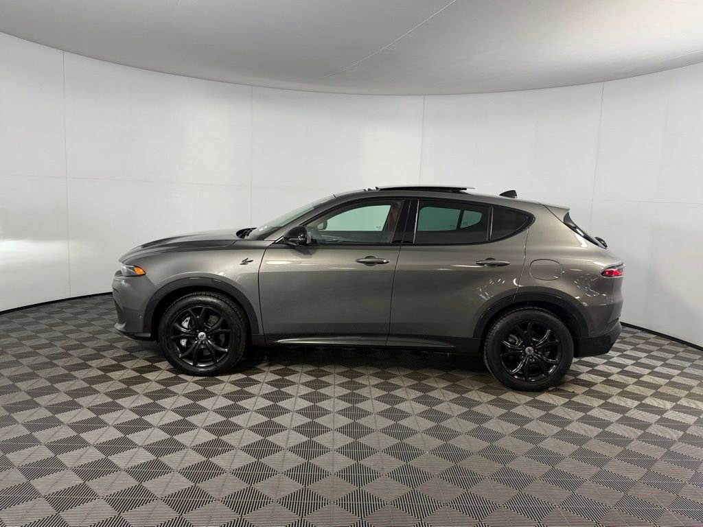 Used 2024 Dodge Hornet R/T Plus w/ Tech Pack Plus w/o Parking AWD/4WD image 9