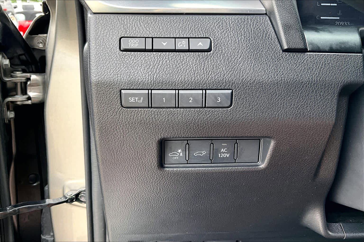 Used 2024 Lexus GX 550 AWD/4WD image 33