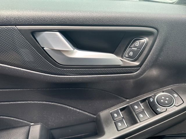 Used 2023 Ford Escape ST-Line w/ Equipment Group 301A FWD image 16