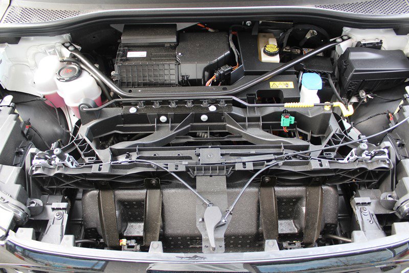 Used 2025 Audi Q4 e-tron Premium Plus w/ Premium Plus AWD/4WD image 41