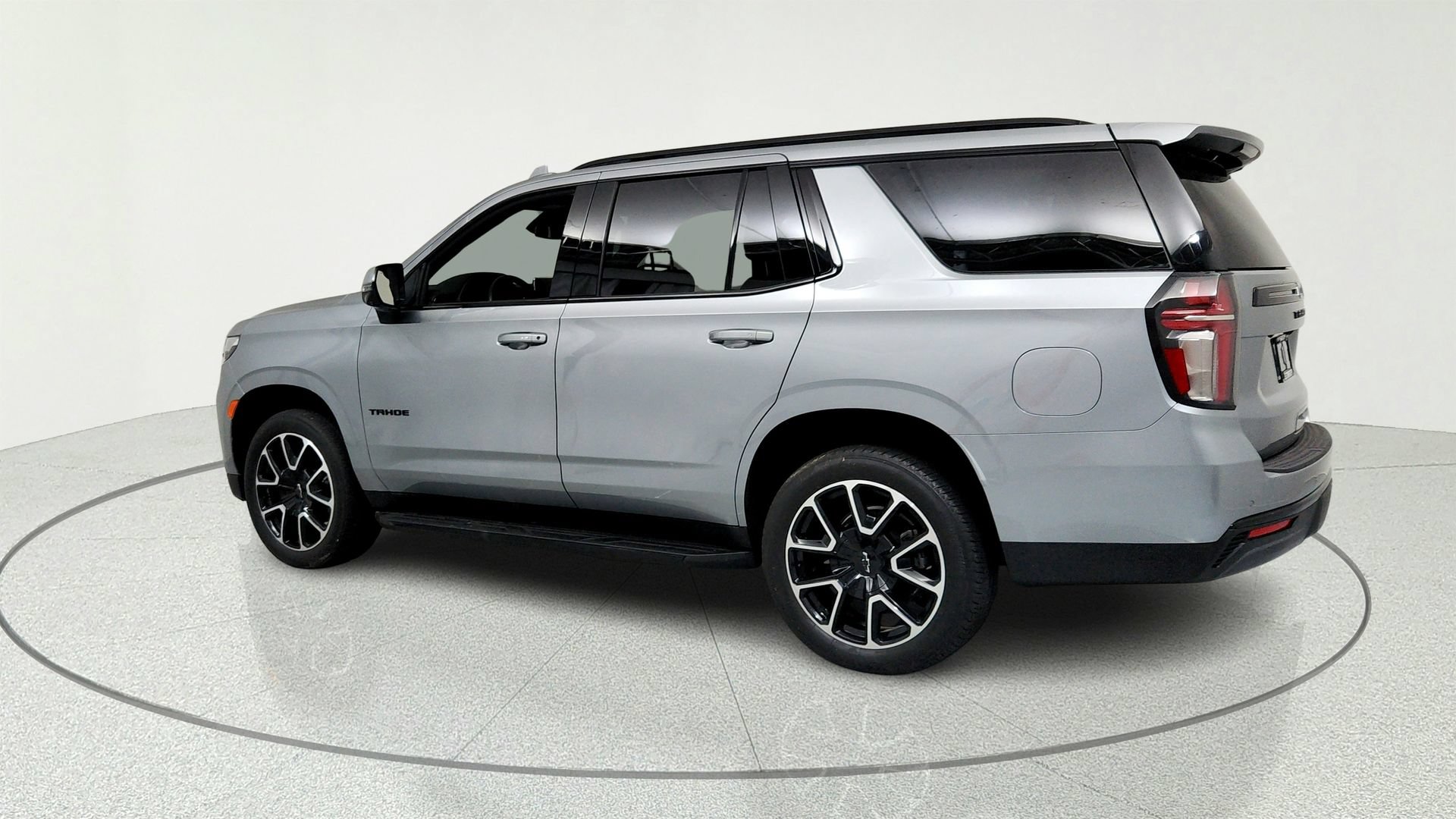Certified 2024 Chevrolet Tahoe RST w/ Luxury Package AWD/4WD image 3
