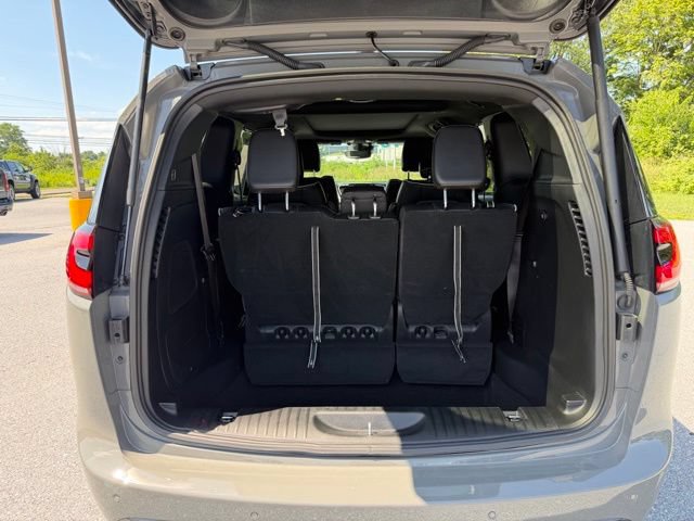 Used 2025 Chrysler Pacifica Limited w/ Uconnect Theater Family Group AWD/4WD image 20