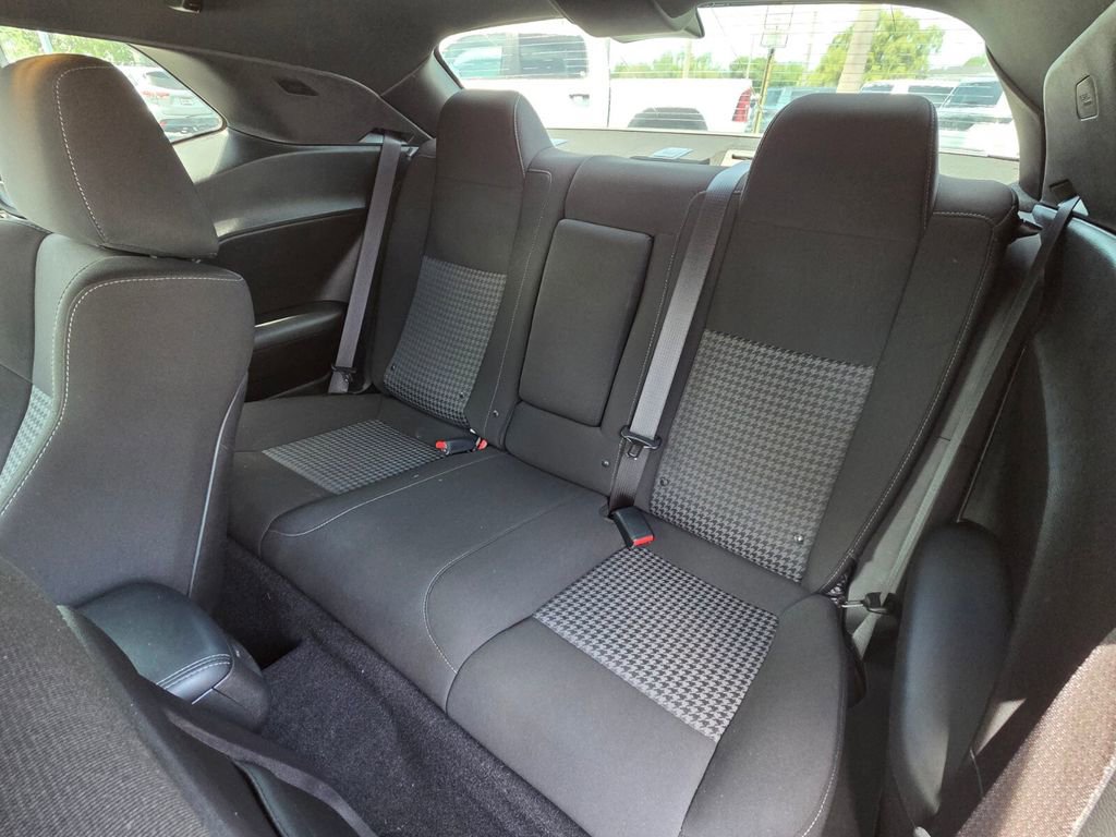 Used 2022 Dodge Challenger R/T image 14