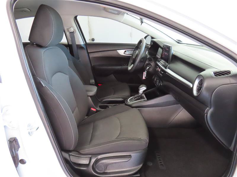 Used 2023 Kia Forte LXS w/ LXS Technology Package FWD image 31